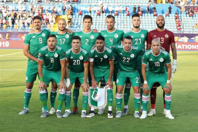 Algeria allocates 28 planes to airlift fans to Egypt