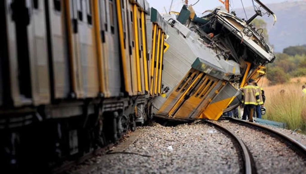 9 killed in Bangladesh after train collision