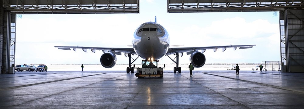 إطلاق رحلات طيران مباشر بين مسقط ومشهد كل خميس