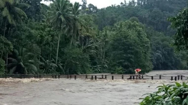 Heavy rainfall alert issued for Kerala