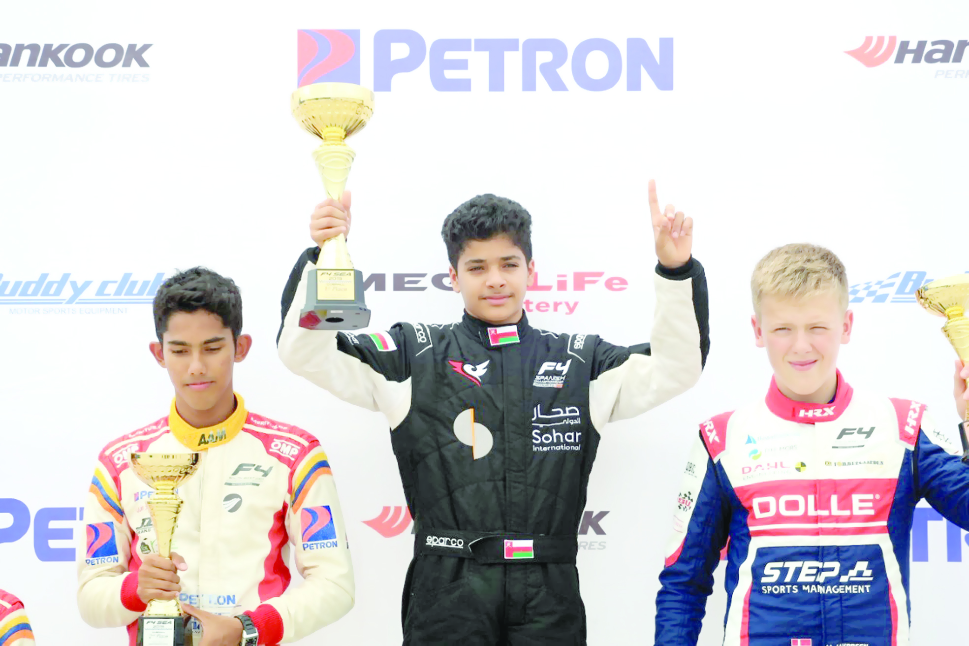 شهاب الحبسي يحقق المركز الاول في البطولة الاسيوية للفورمولا 4 في الهند