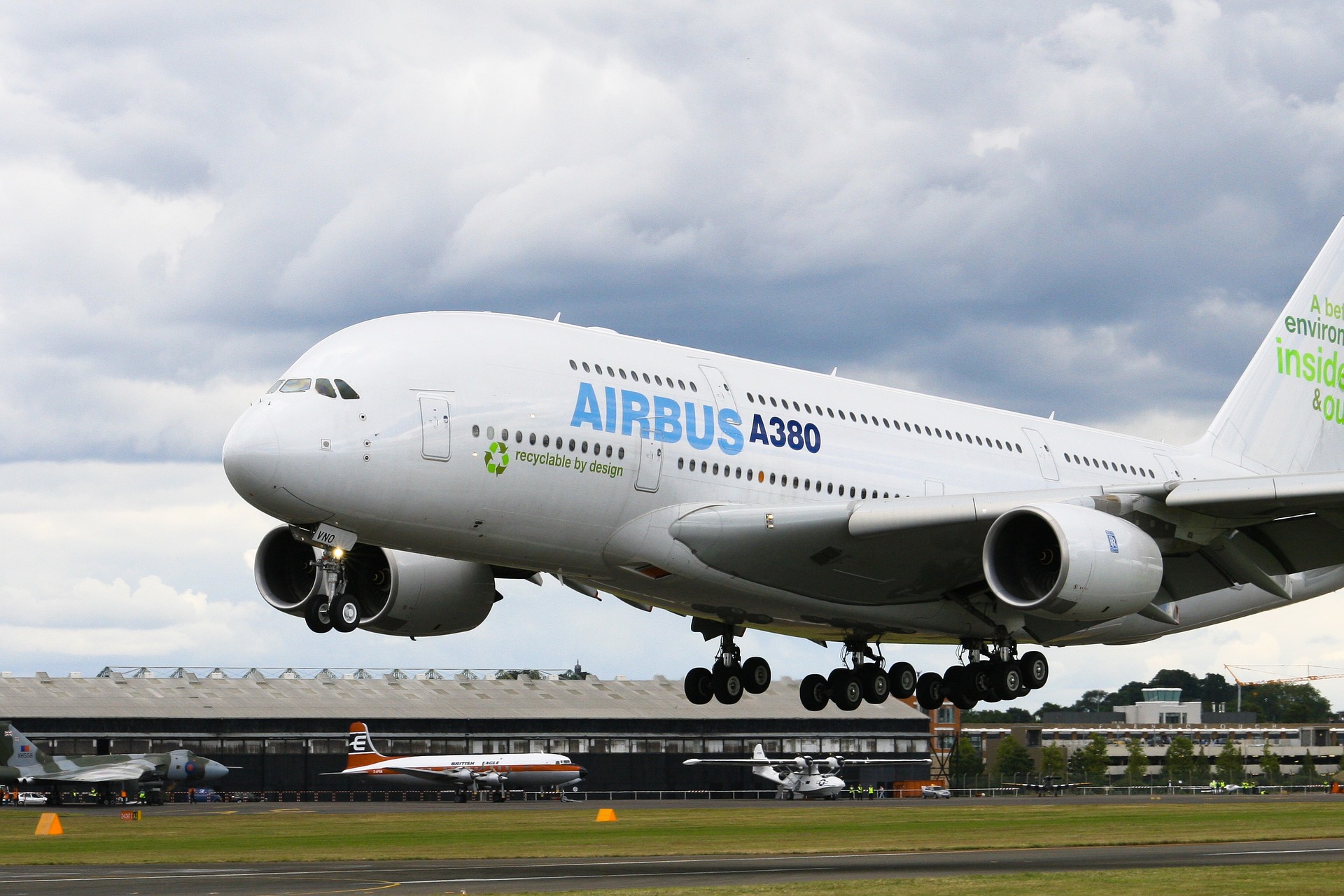 Airbus revenues increase to €30.9 billion