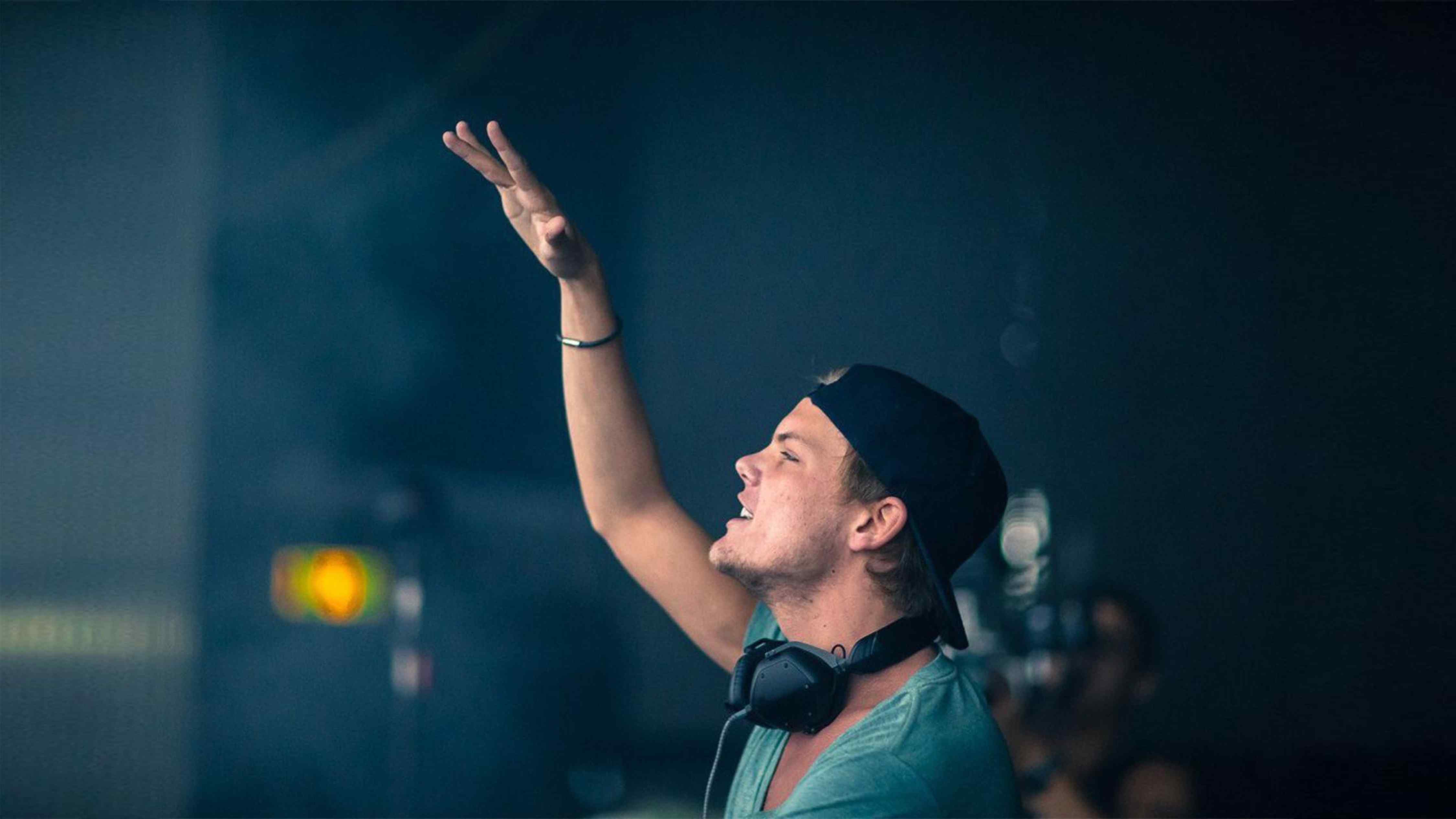 Avicii's suicide in Oman was likely unplanned: Father