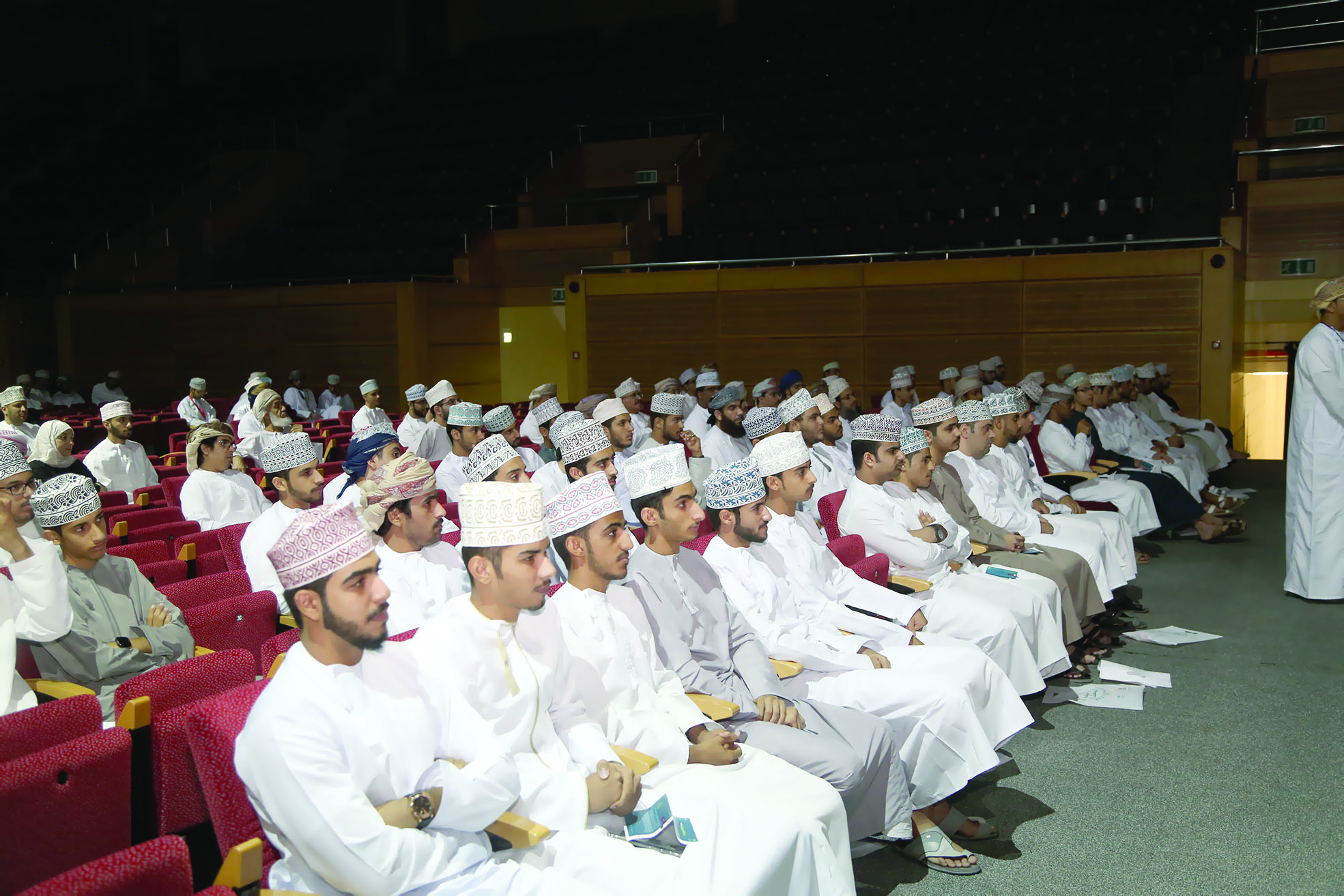 ندوات لحماية طلابنا المبتعثين من المخاطر