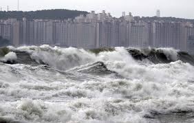 نحو نصف مليون شخص في الصين تأثروا بإعصار "لينج لينج"