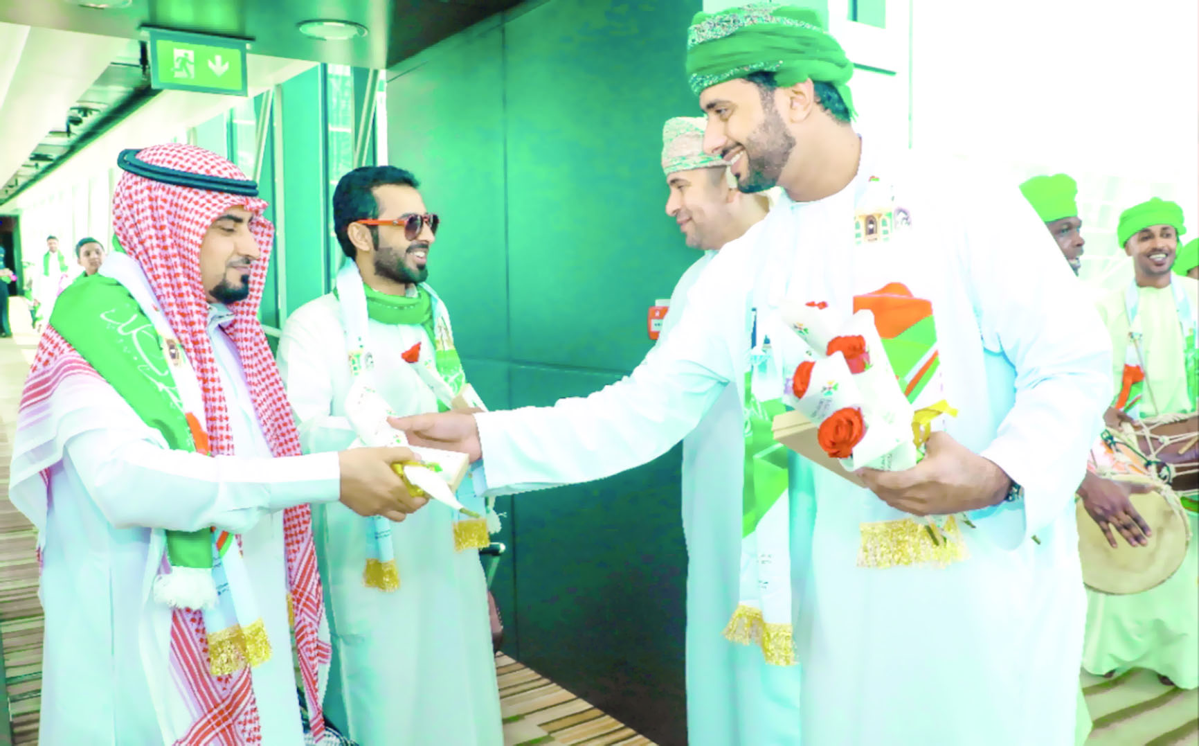 مطارات عمان تحتفل باليوم الوطني السعودي