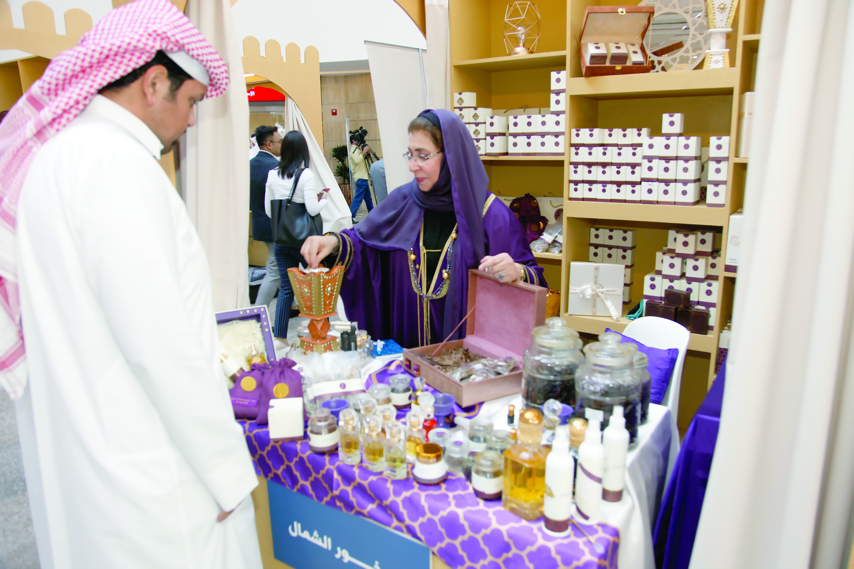 30 شركة عمانية بمعرض المؤسسات العمانية بقطر
