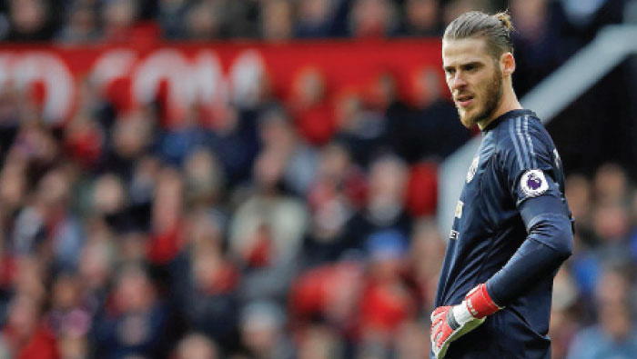 De Gea injury adds to Man United woes