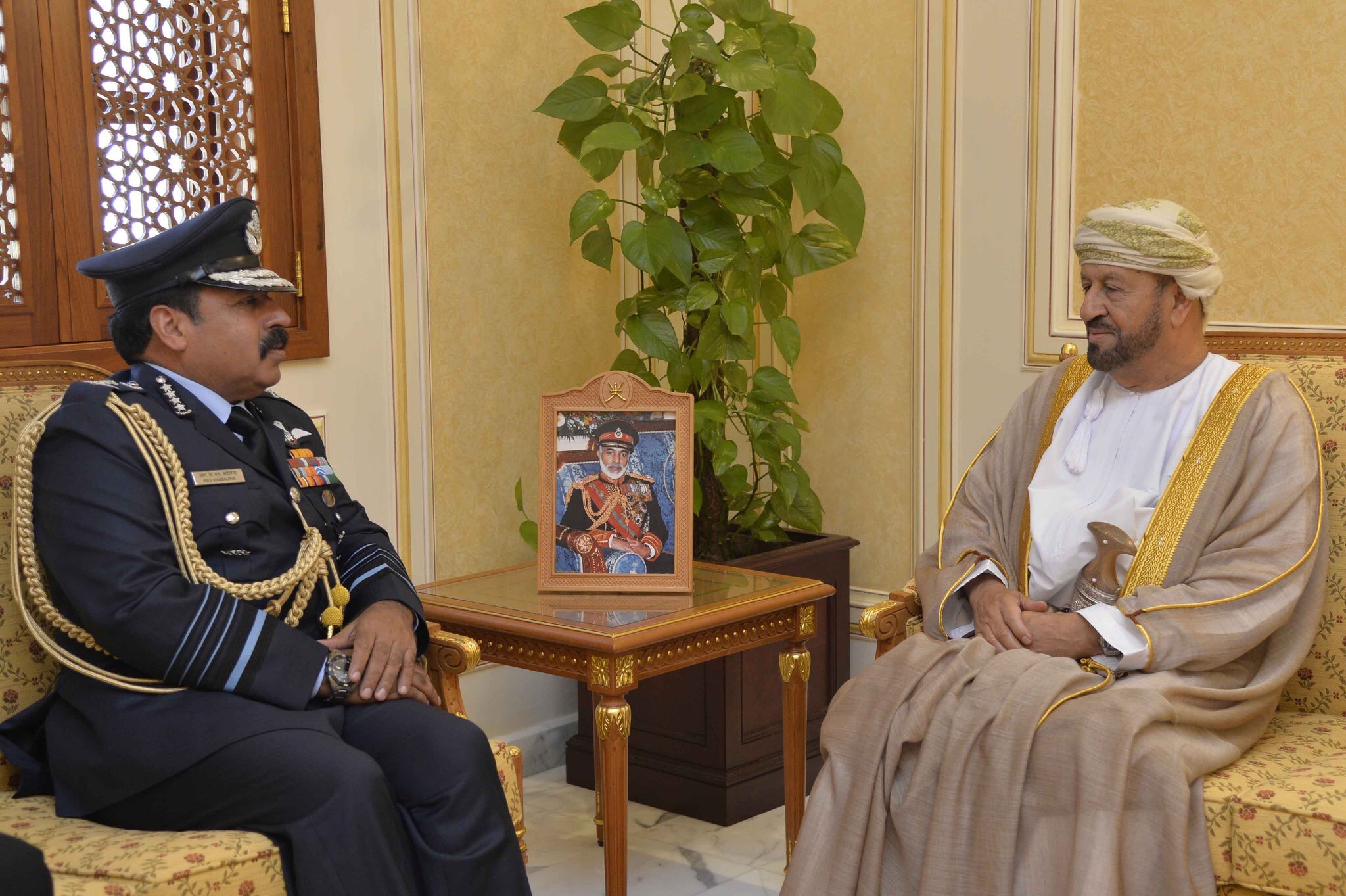 Sayyid Bader Al Busaidi receives Indian Chief of Staff of Air Force