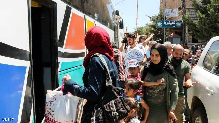 عودة 800 لاجئ إلى سوريا من الأردن ولبنان