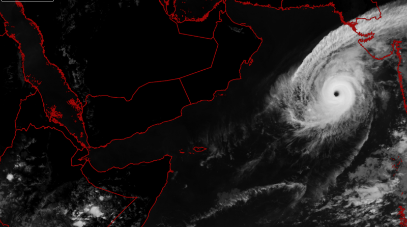 الأرصاد الجوية تنشر التقرير رقم 4 عن الإعصار "كيار"