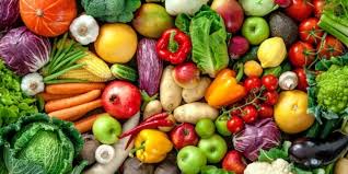 دراسة حديثة : تناول الخضروات النيئة يؤثر سلبا على عمل الأمعاء