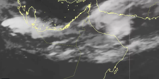 الأرصاد : استمرار تأثير أخدود المنخفض الجوي حتى صباح الغد