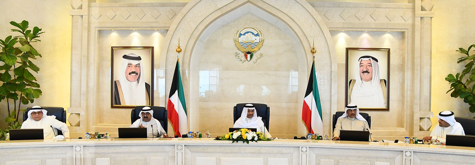 رئيس مجلس الوزراء الكويتي يتقدم باستقالة الحكومة إلى أمير البلاد