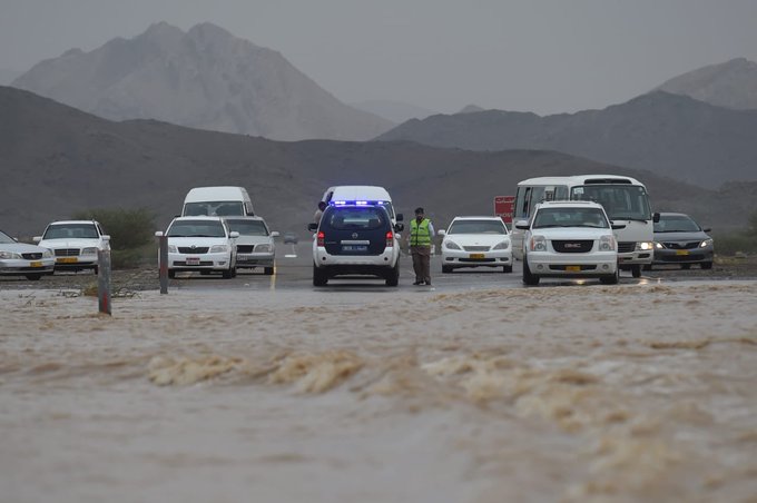 Oman weather: Aqbat Baushar opened to traffic
