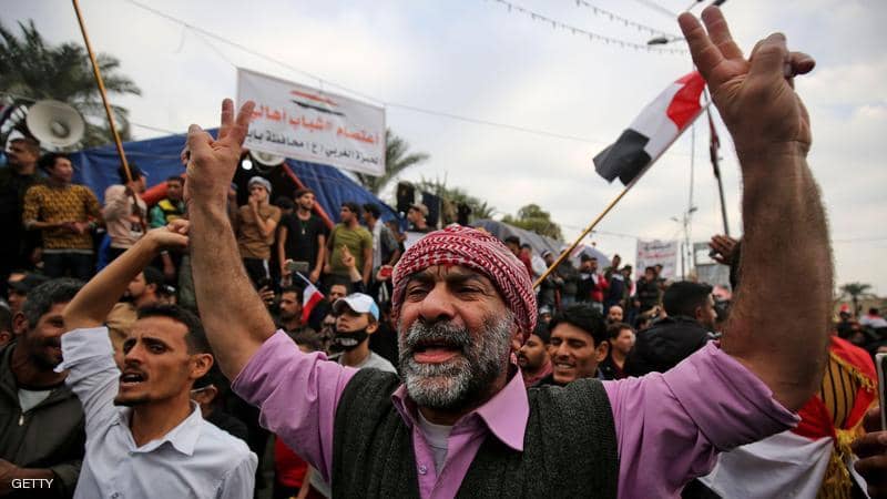 الرئيس العراقي يدعو "المتظاهرين" لاختيار رئيس حكومة جديد