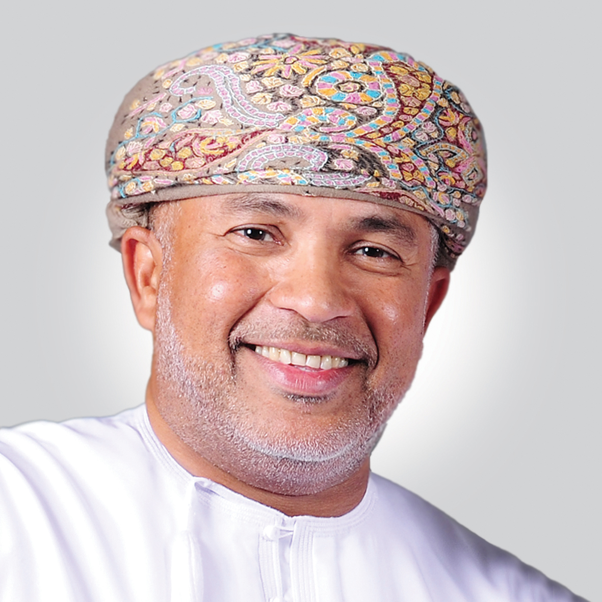 العمانية للغاز الطبيعي المسال تستضيف رؤساء تنفيذيين لتعزيز ثقافة الصحة والسلامة والأمن والبيئة