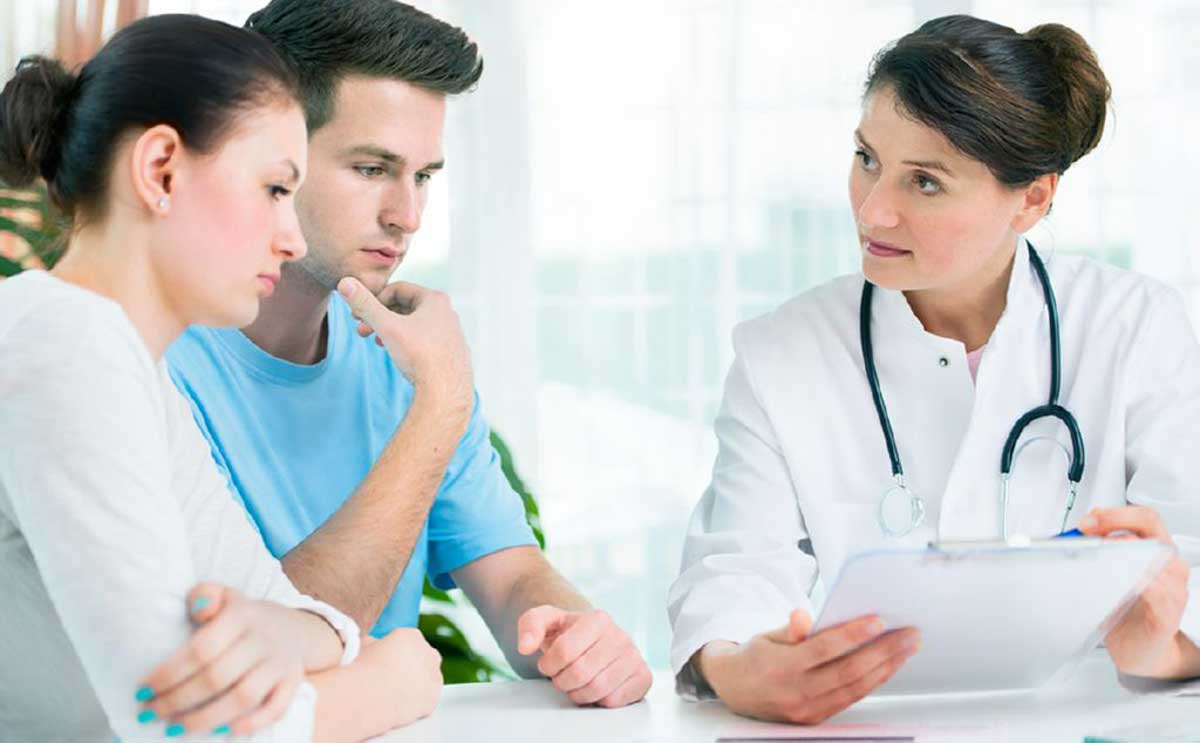 الصحة توصي بالفحص الطبي قبل الزواج للحد من أمراض الدم الوراثية