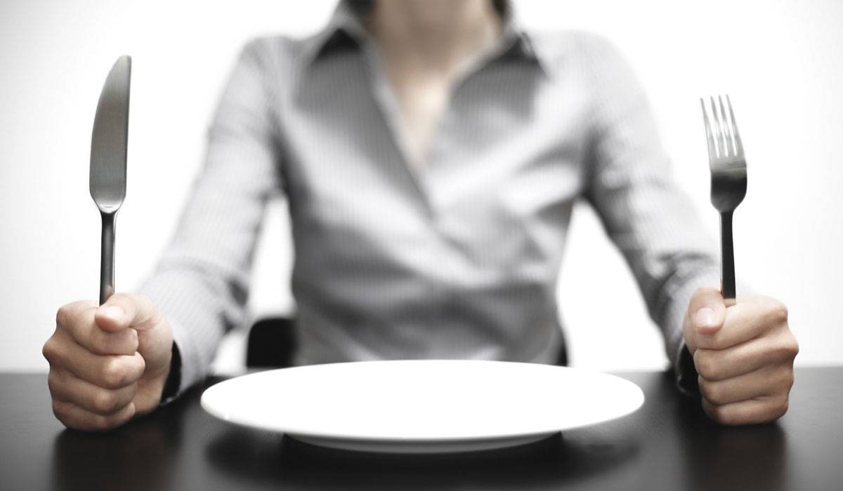 فوائد الجوع لفترات قصيرة.. تعرف عليها