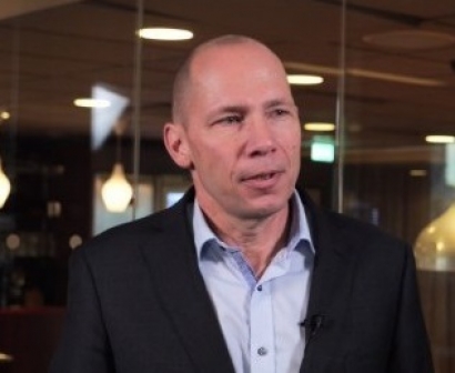 مع اهتمام السلطنة بالطاقة المتجددة.. شركة "أزيليو" السويدية توقع مذكرة تفاهم لإنشاء مشروع ضخم