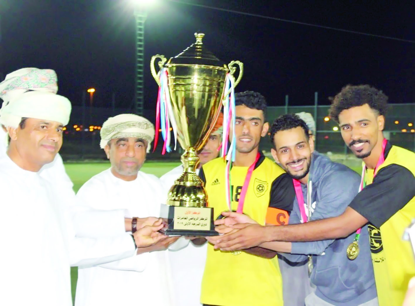 التعاون بطلا لكروية العامرات للدرجة الأولى