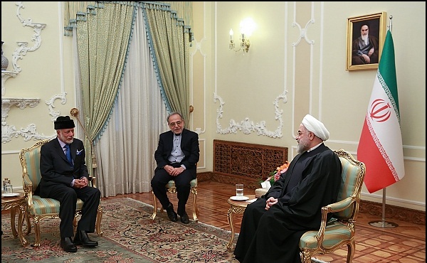 الرئيس الإيراني يستقبل يوسف بن علوي