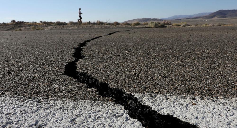 زلزال بقوة 5.6 درجة يضرب بابوا غينيا الجديدة