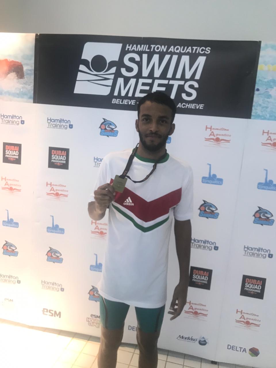 عنوا  ميداليتان ذهبية وفضية للسباح عبدالرحمن الكليبي