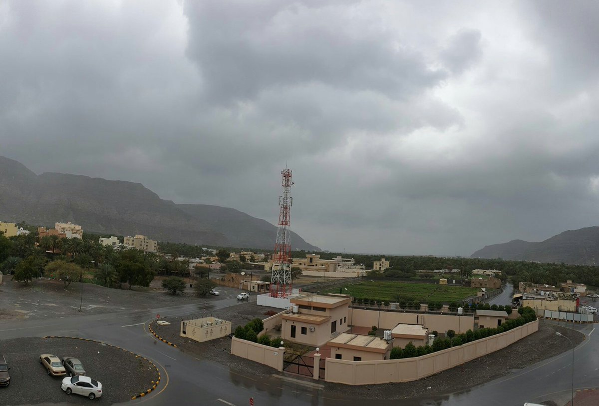 الأرصاد : تدفق "السحب" على محافظة مسندم وأجزاء من ساحل بحر عمان
