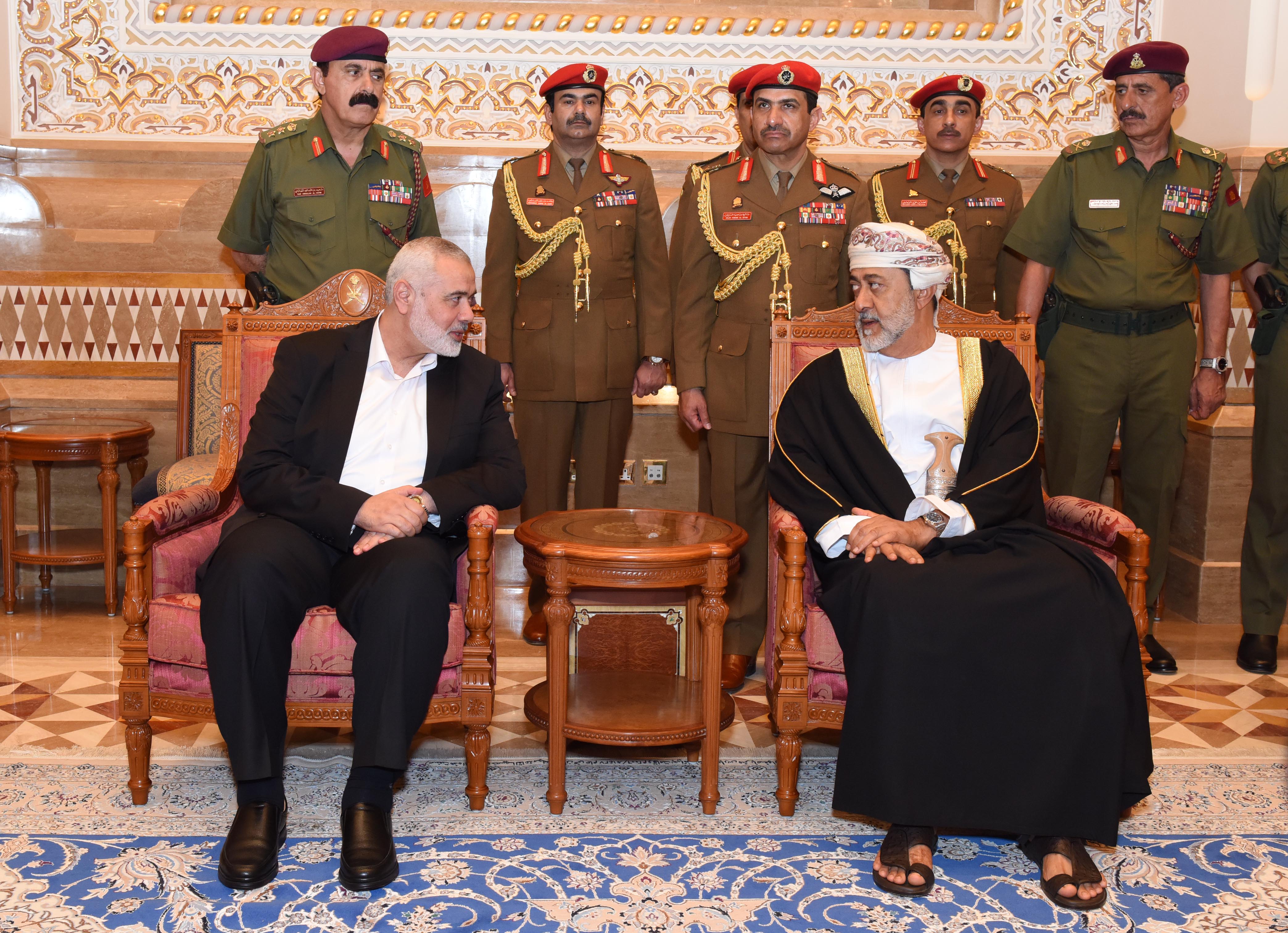 جلالة السلطان يستقبل رئيس المكتب السياسي لحركة حماس الفلسطينية