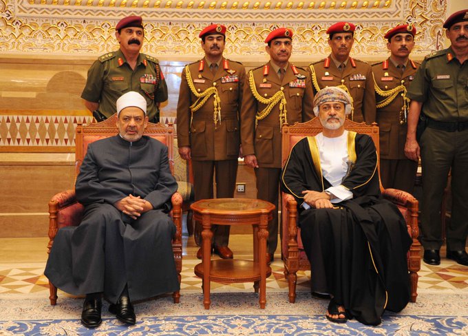 Grand Imam of Al-Azhar Mosque arrives in Oman