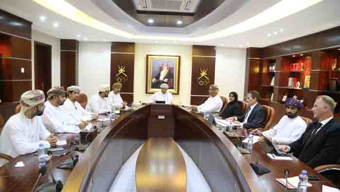 OOC chairman meets weightlifting and karate committees