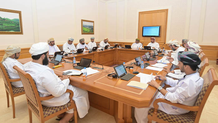 Majlis panel weighs draft law on hidden trade in Oman