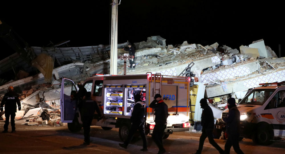 ارتفاع حصيلة عدد ضحايا الزلزال في تركيا إلى 29 قتيلا
