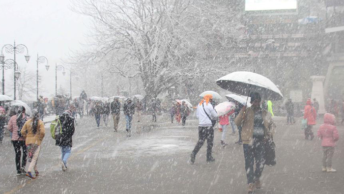 Snowfall hits capital of northern Indian state of Himachal Pradesh