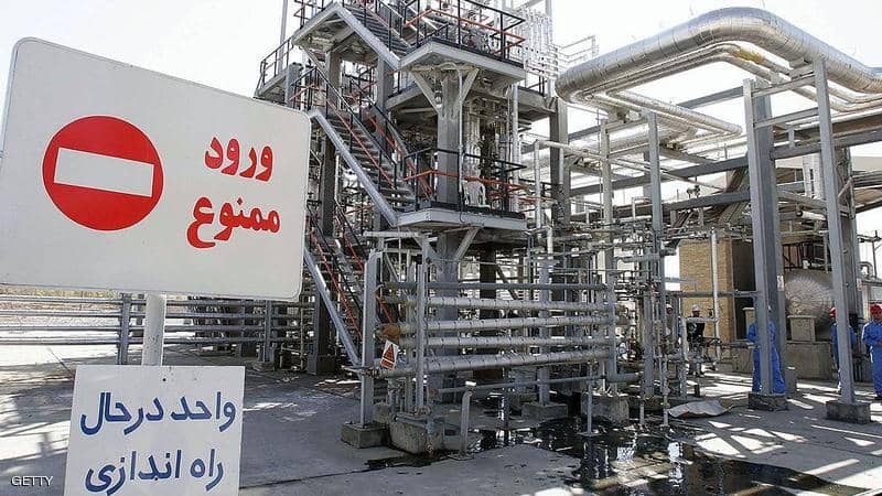 إيران تعلن "تخفيضا" جديدا بالتزاماتها النووية