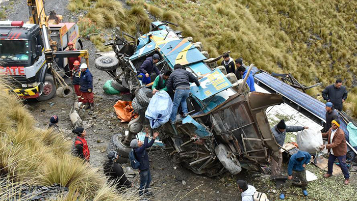 At least 15 dead in bus accident in Bolivia