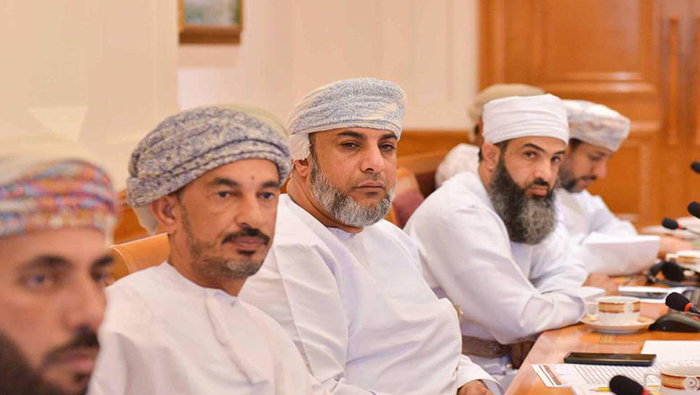 Shura Council discusses ways to protect Omanis in private sector