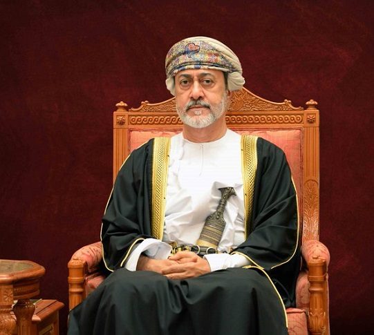 جلالة السلطان يجري اتصالاً هاتفياً بأخيه أمير دولة الكويت