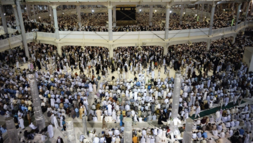 Coronavirus outbreak: Saudi Arabia suspends entry for pilgrims