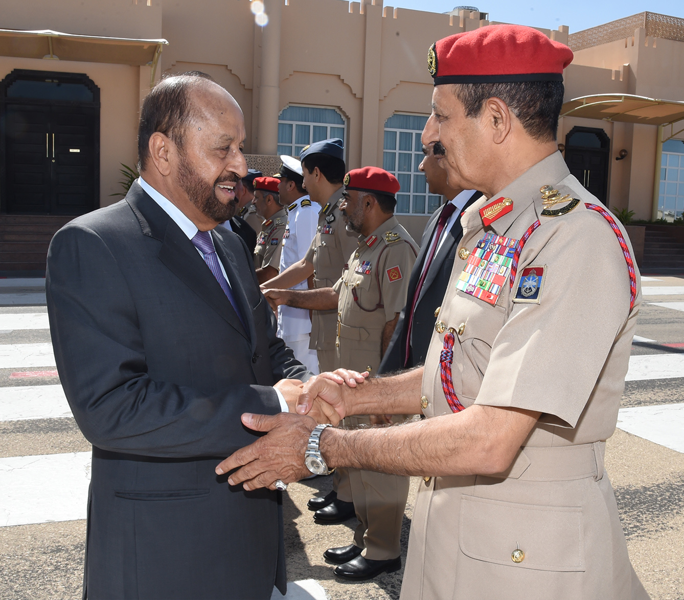 معالي الوزير المسؤول عن شؤون الدفاع يتوجه إلى الهند لحضور معرض الدفاع الدولي