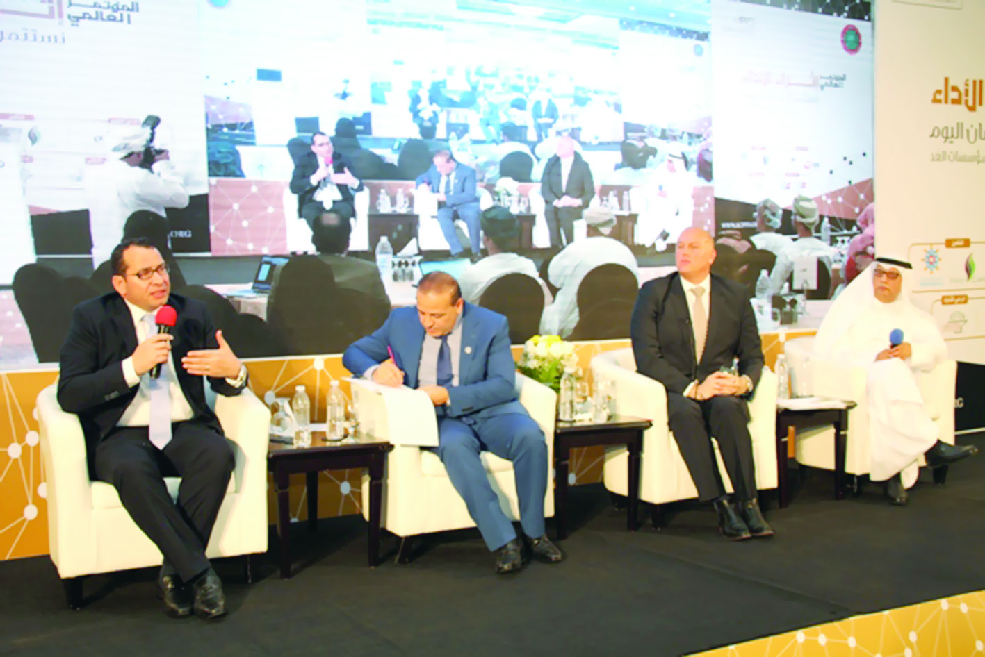 الوزارات والأجهزة الحكومية.. نمو متسارع لتحقيق متطلبات التنمية الشاملة
