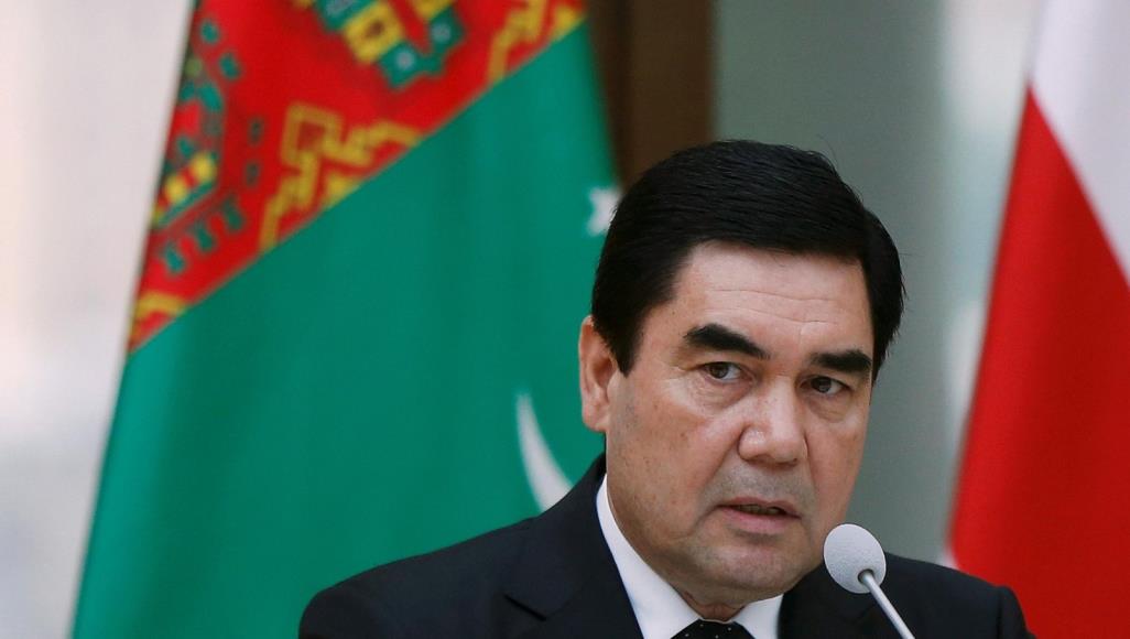 بالتبخير بـ"أعشاب الحرمل".. رئيس تركمانستان يطالب شعبه بمكافحة "كورونا"