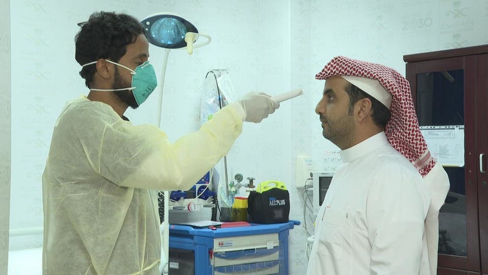 السعودية تعلن تسجيل أول إصابة بفيروس كورونا