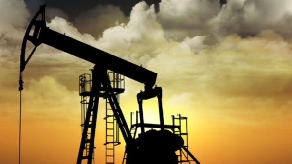 Price of Oman crude oil drops to $33 a barrel