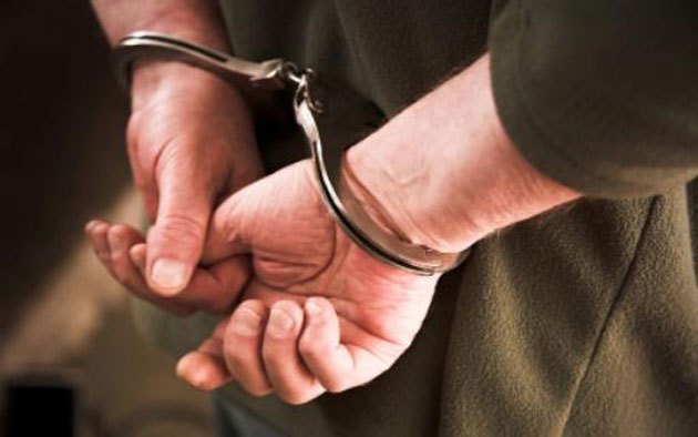 القبض على مهربين مخدرات في ظفار