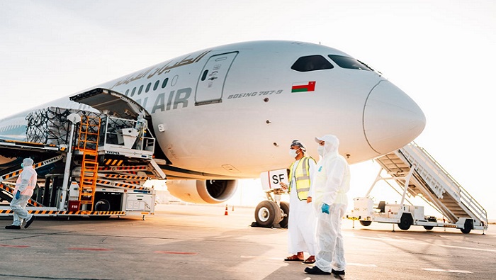 Oman Air returns citizens and supplies to the Sultanate