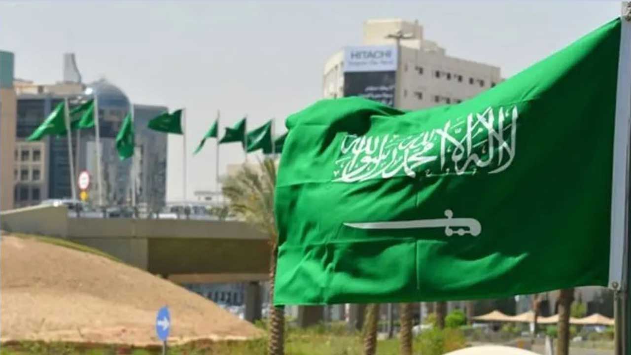 بارتفاع قياسي جديد.. السعودية تسجل نحو 500 إصابة بكورونا خلال يوم