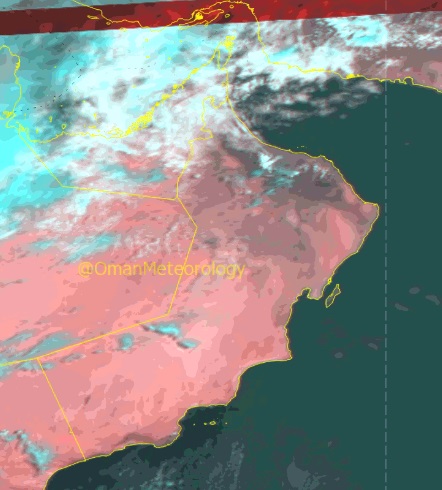 فرص لهطول أمطار متفرقة على  أجزاء من جبال الحجر