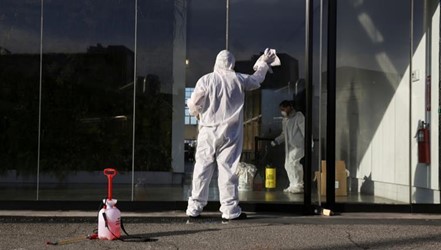 أول دولة في العالم تعلن انتصارها على فيروس "كورونا"